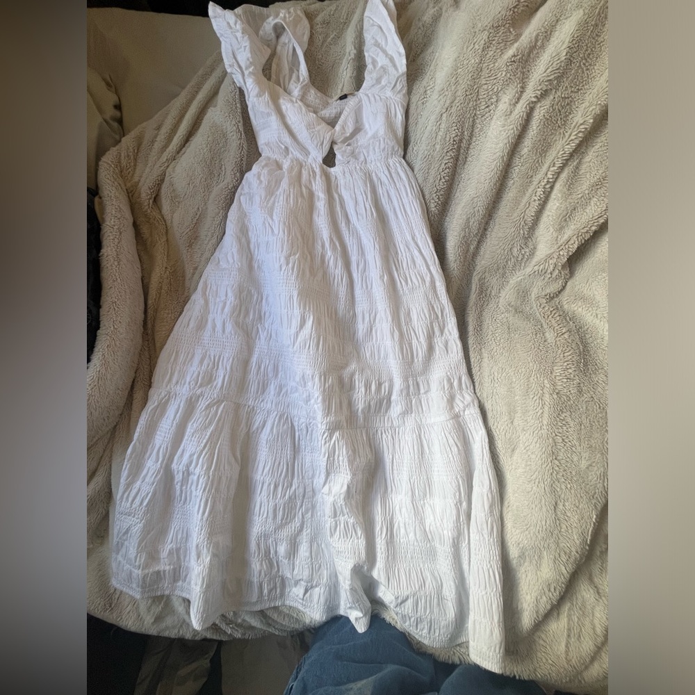 White dress medium length.